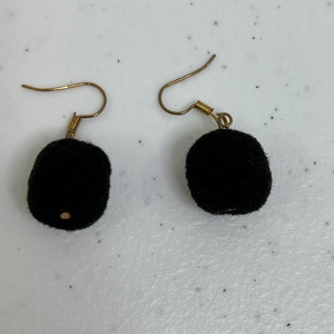 Black Pom Pom Earrings Fur Gold Tone Dangle Charm Ball Small Puff Poof  Used, se